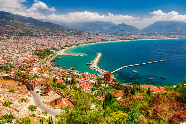 Alanya Travel Guide: Where to Stay, What to Do, and What to Eat